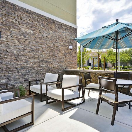 Hyatt Place Fresno Exterior photo